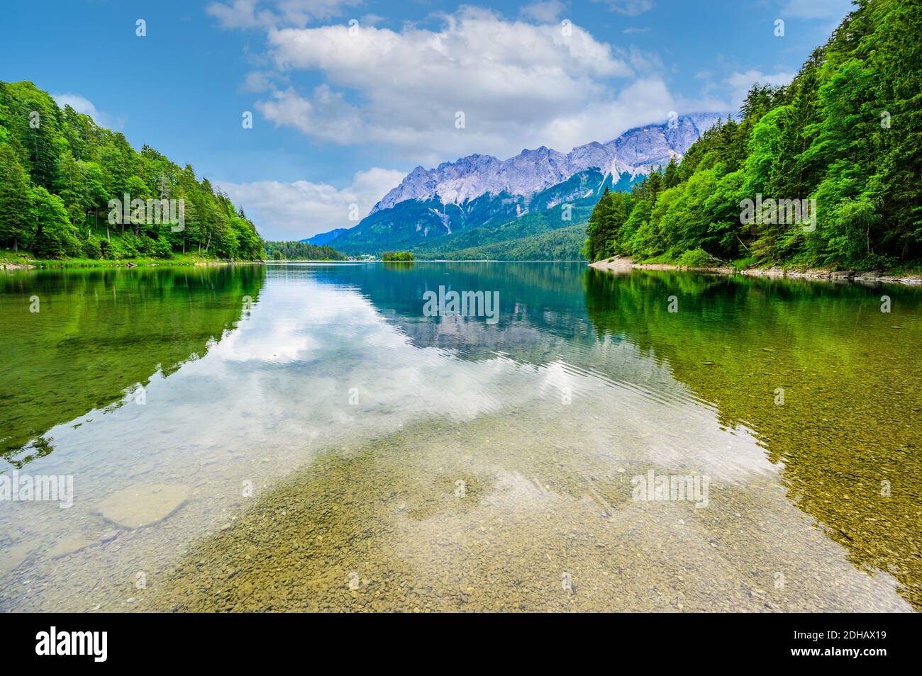Eibsee lake with Zugspitze mountain in the background. Beautiful ...