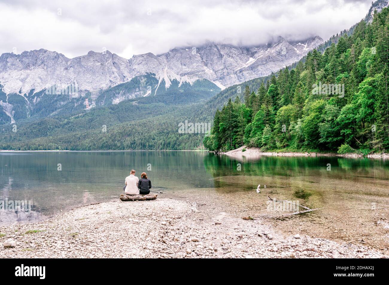 Eibsee lake with Zugspitze mountain in the background. Beautiful ...