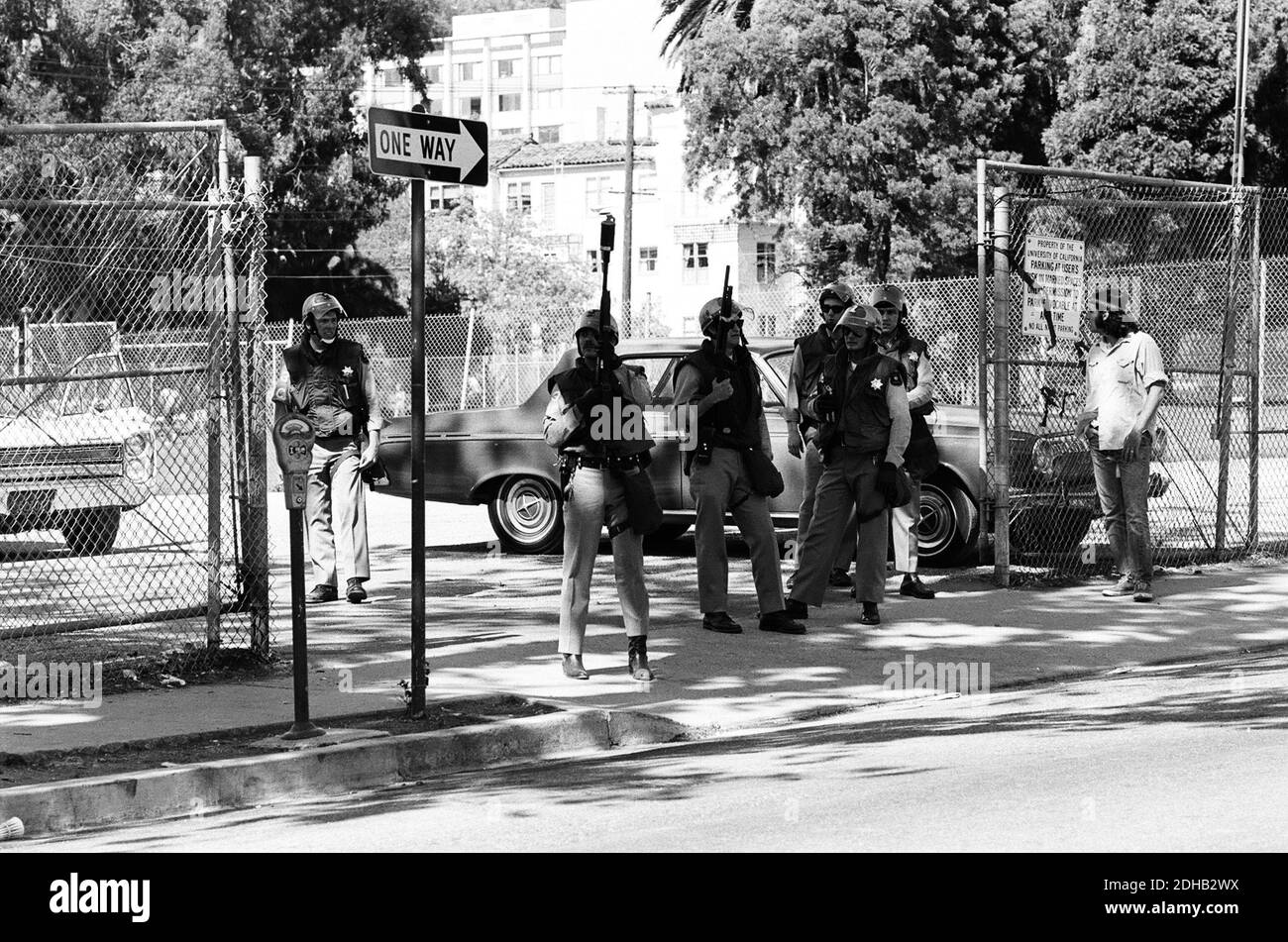 Berkeley police Black and White Stock Photos & Images - Alamy