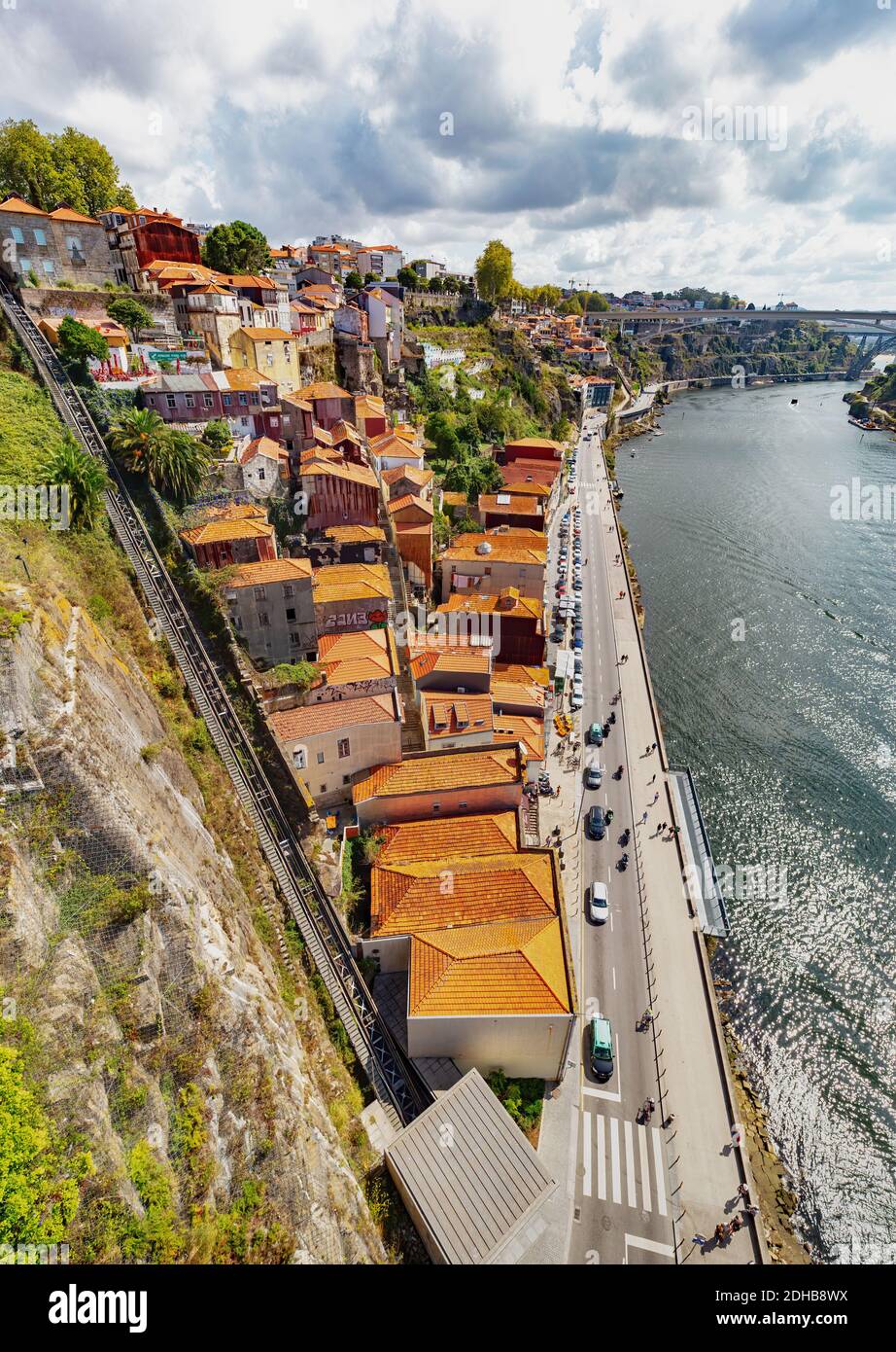 View of Funicular dos Guindais and picturesque houses in historic ...