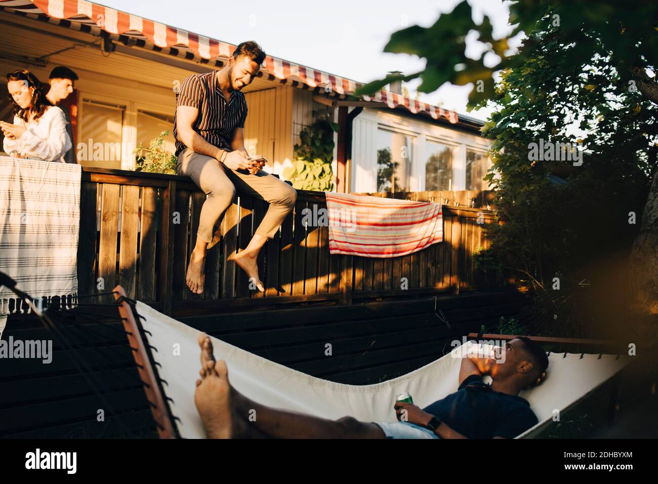 Man in hammock high angle hi-res stock photography and images - Alamy