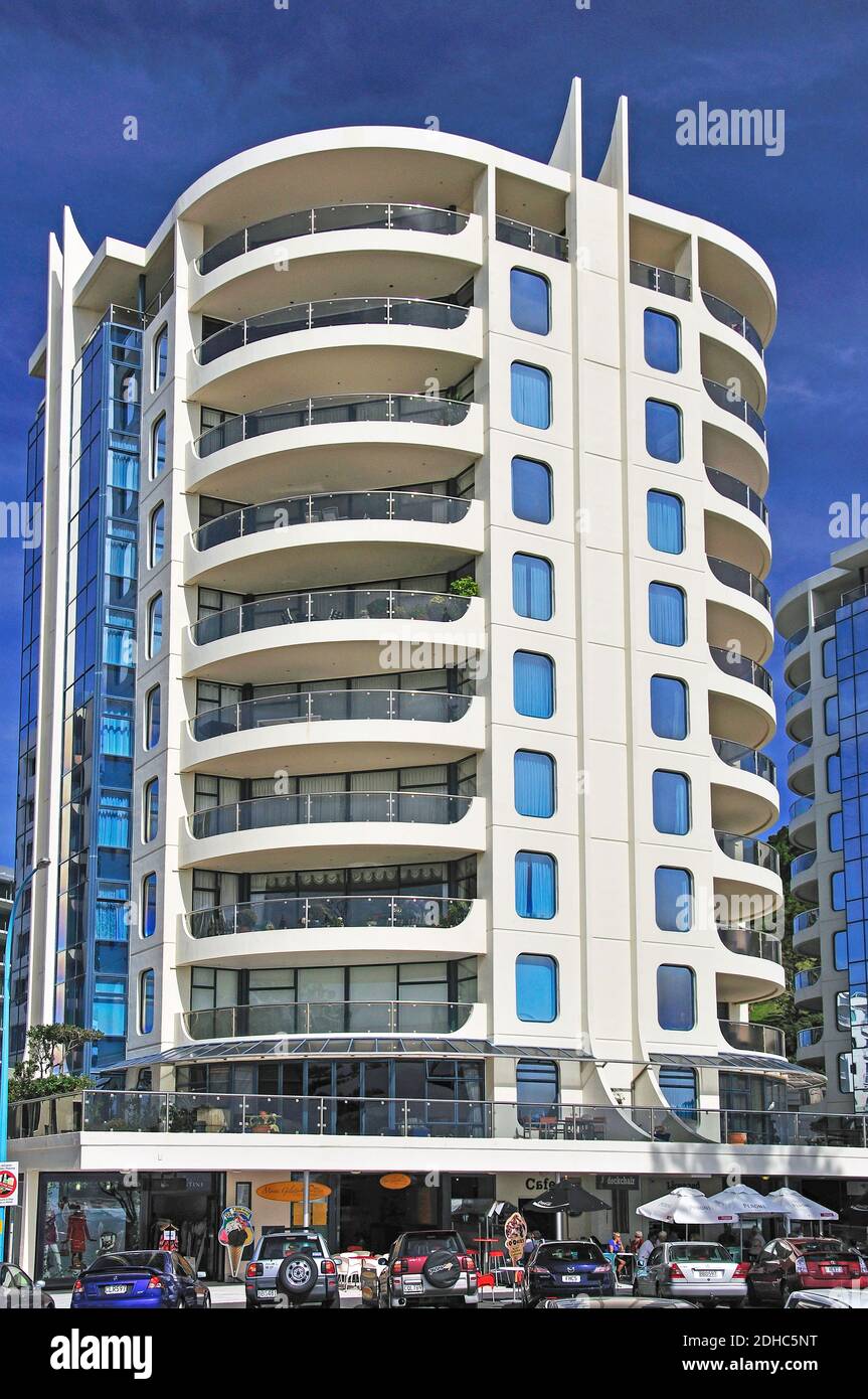 Apartment building and cafe on Marine Parade, Mount Maunganui, Tauranga