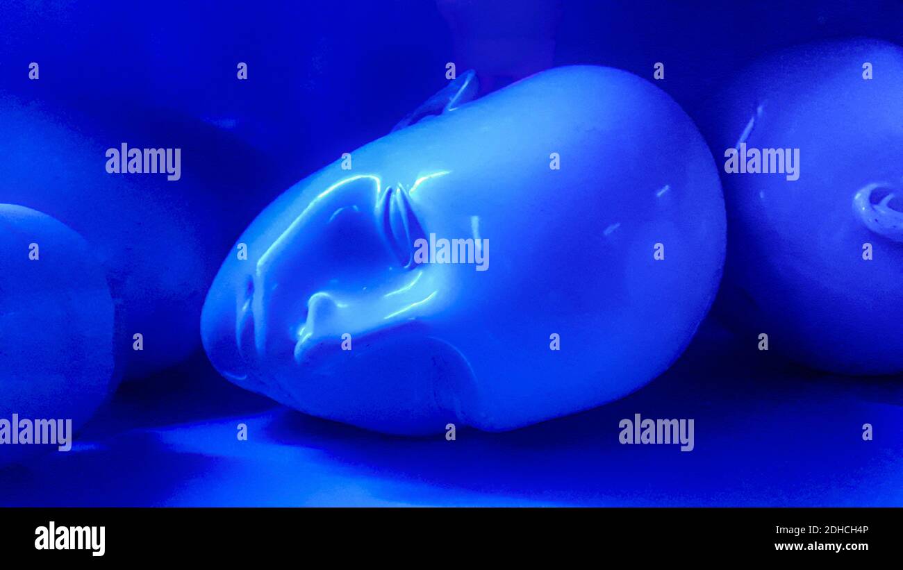 Blue Mannequin Heads Panoramic View Stock Photo - Alamy