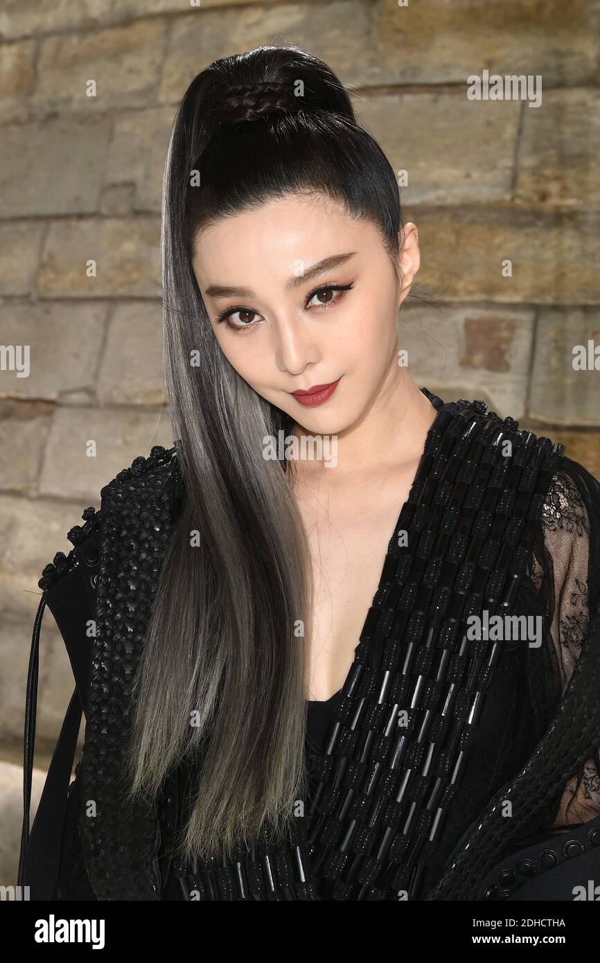 ankomst Charles Keasing Vibrere Fan bingbing iron man hi-res stock photography and images - Alamy