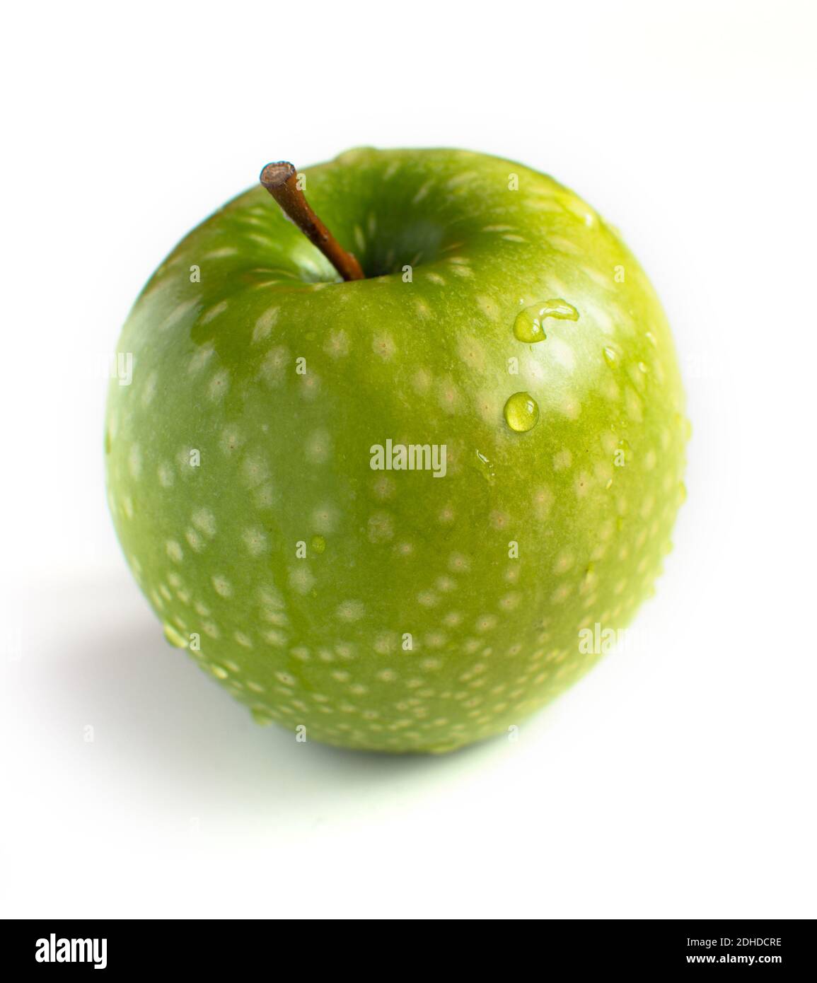 Green apple, isolated on white background Stock Photo - Alamy