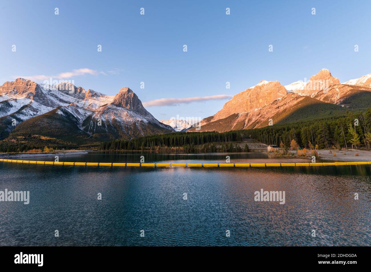 Rundle forebay reservoir hi-res stock photography and images - Alamy