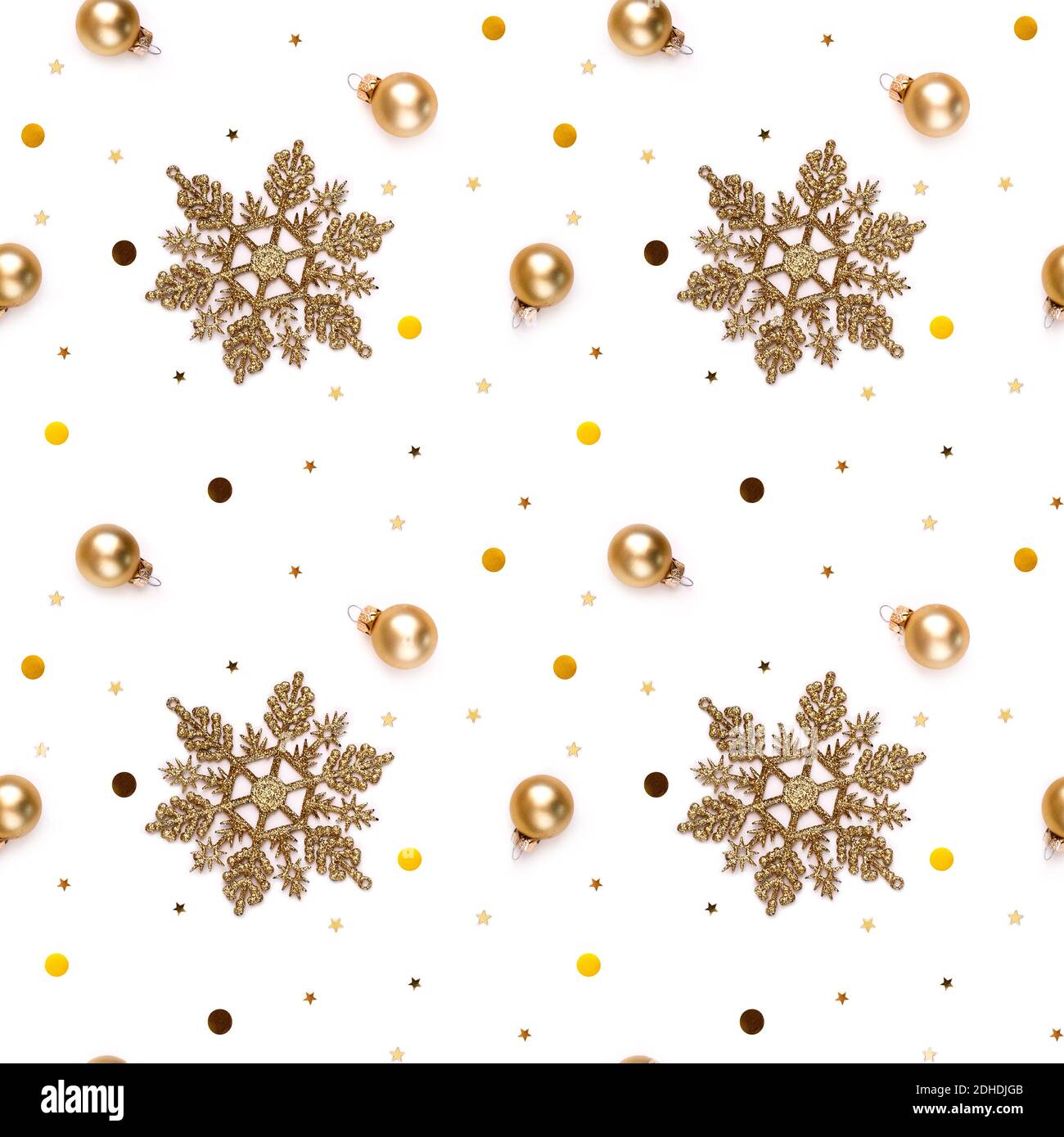 Seamless white New Year's Eve background with gold snowflakes ...