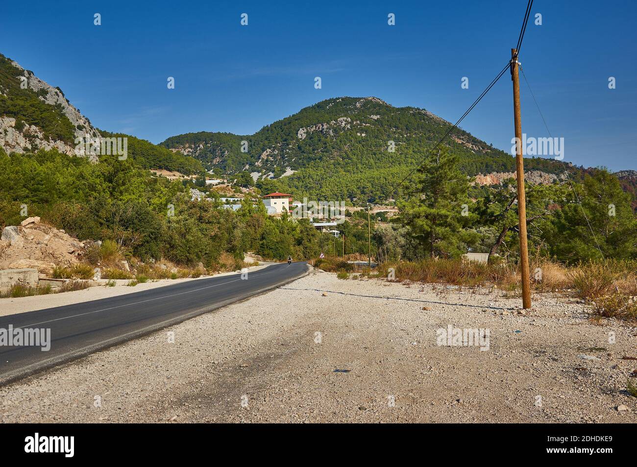 Mountain and cloudy sky views Stock Photo - Alamy