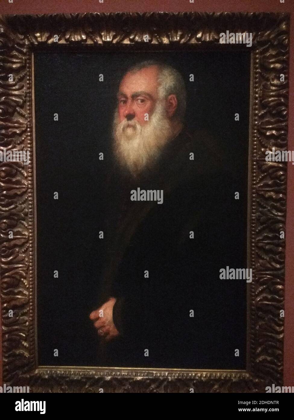 L Homme A La Barbe Blanche 2 Stock Photo Alamy