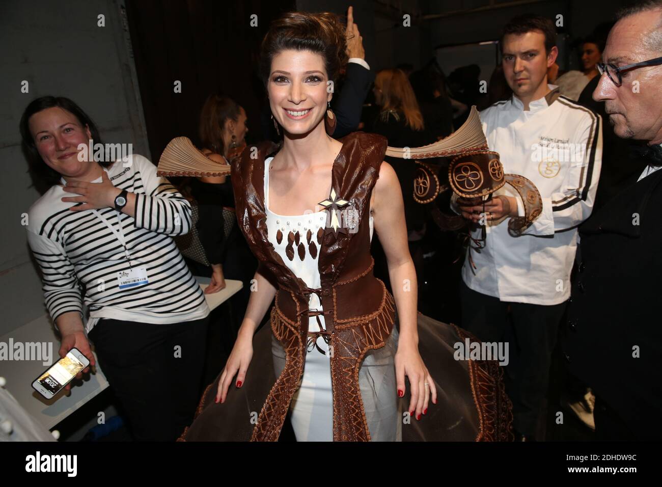 Chloe Nabedian backstage lors du defile d’ouverture du 23e Salon du