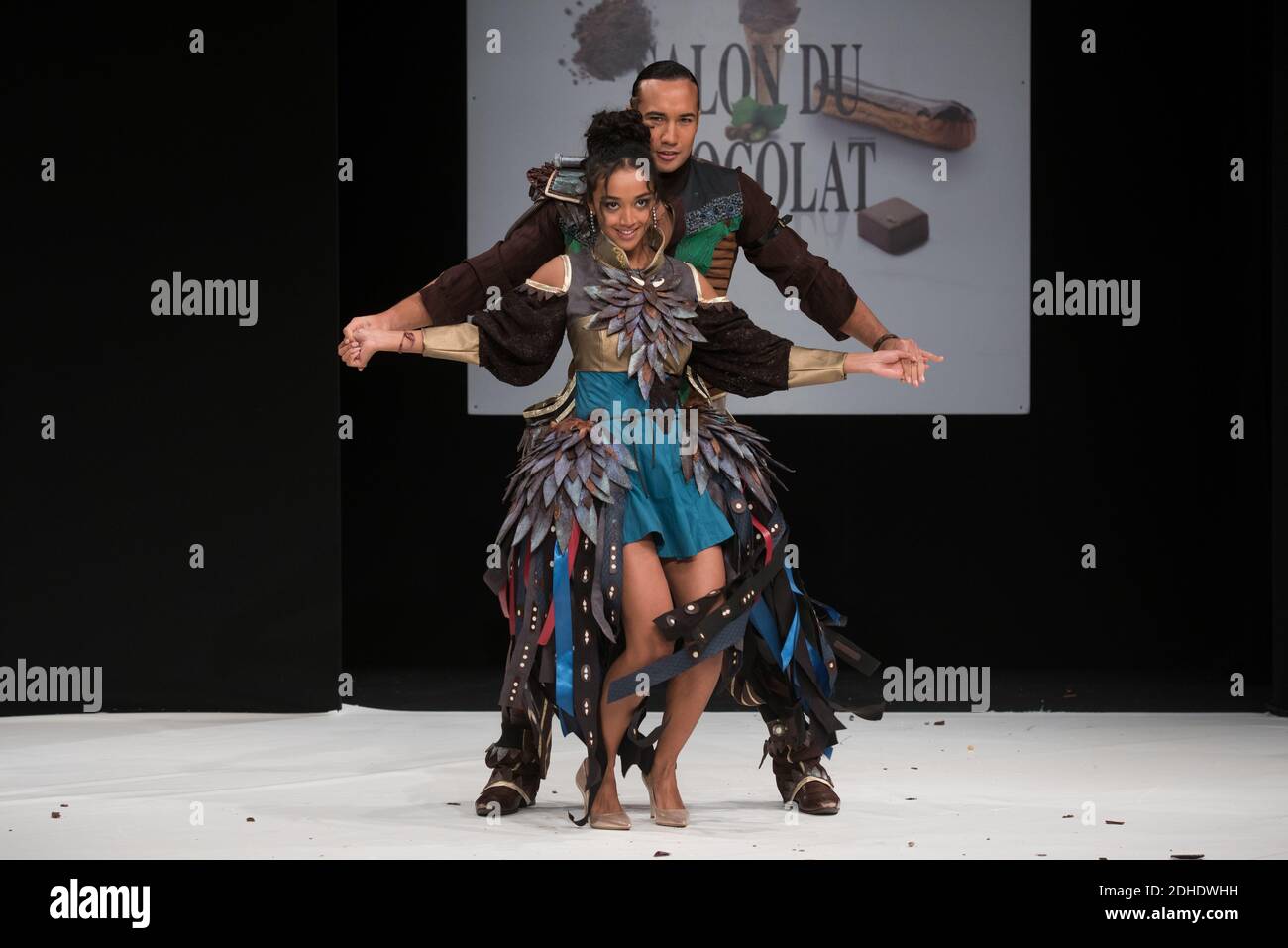 Lucie Vagenheim, Laurent Maistret defilent dans une robe creee par le