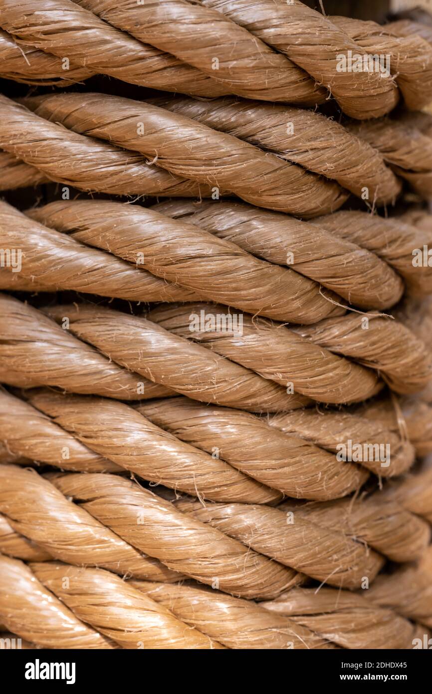 Rope wrapped around pole hi-res stock photography and images - Alamy