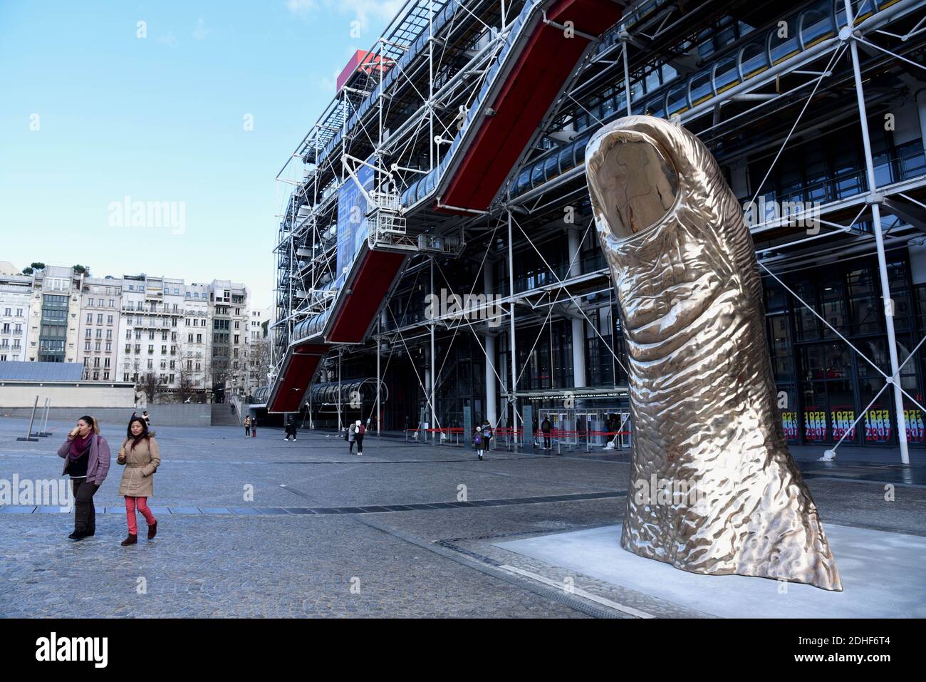 Giant Thumb High Resolution Stock Photography And Images Alamy Giant Thumb High Resolution Stock Photography And Images Alamy