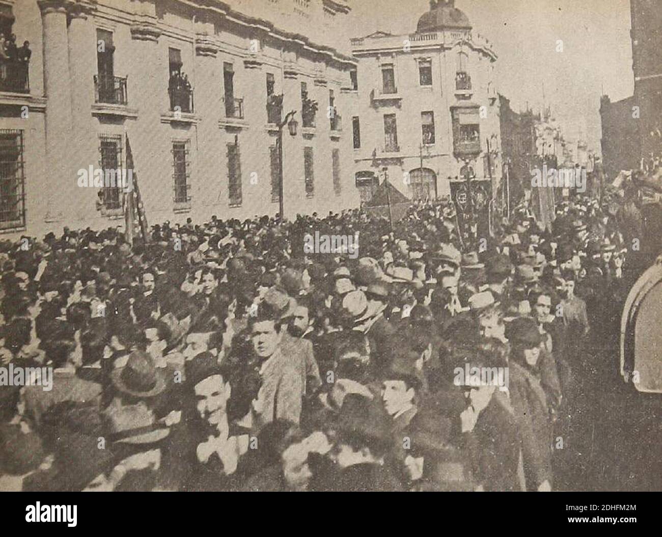 La Moneda en el Ariostazo Stock Photo Alamy