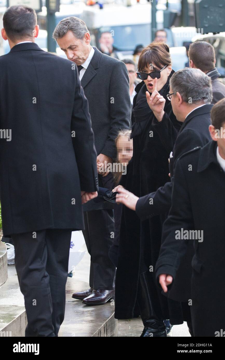 Nicolas Sarkozy, his wife Carla Bruni-Sarkozy and their daughter Giula attending the funeral of Andree Sarkozy aka Dadue, mother of Former French President Nicolas Sarkozy, at Saint-Jean-Baptiste church in Neuilly-Sur-Seine, France on December 18, 2017. Photo by ABACAPRESS.COM Stock Photo