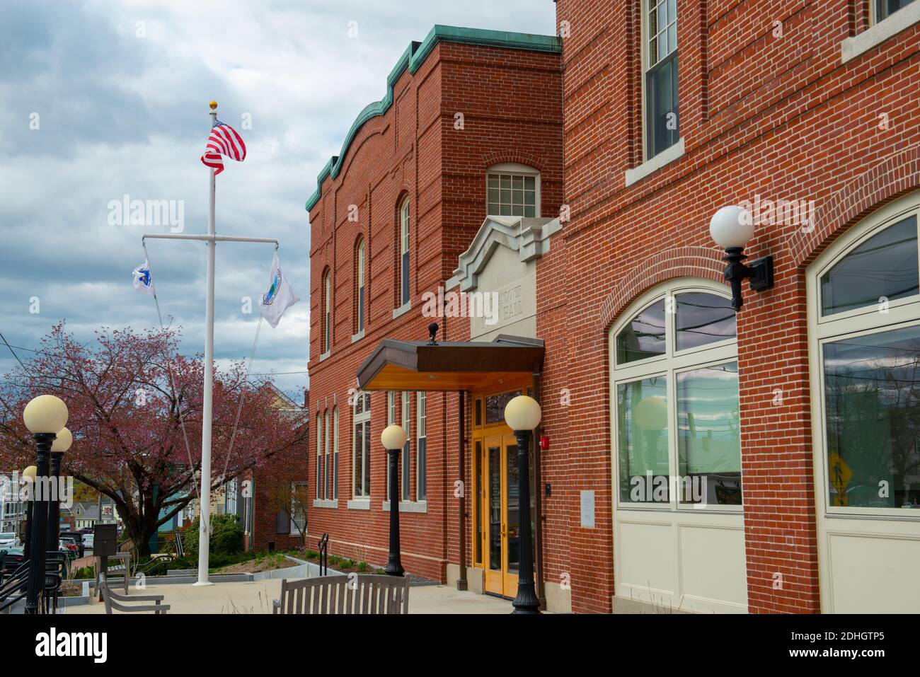 North Andover town hall on 120 Main Street in town center of North