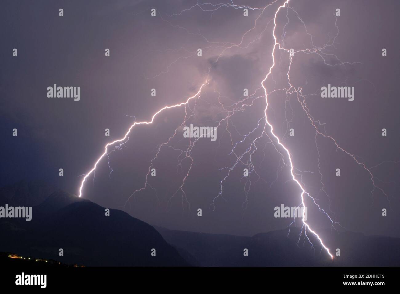 Gewitter mit Blitze, Meran, Italien, Stock Photo