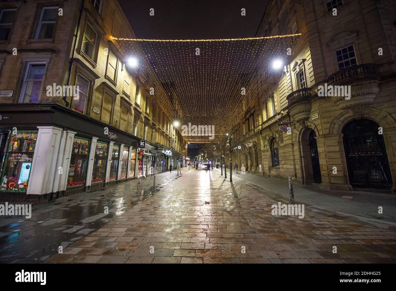Glasgow, Scotland, UK. 11th Dec, 2020. Pictured: Glasgow's Gordon Street. Glasgow City Centre streets look a little business than yesterday, however still very empty considering Glasgow has finished phase 4 and entered phase 3 lockdown today of the coronavirus (COVID19) pandemic. Credit: Colin Fisher/Alamy Live News Stock Photo