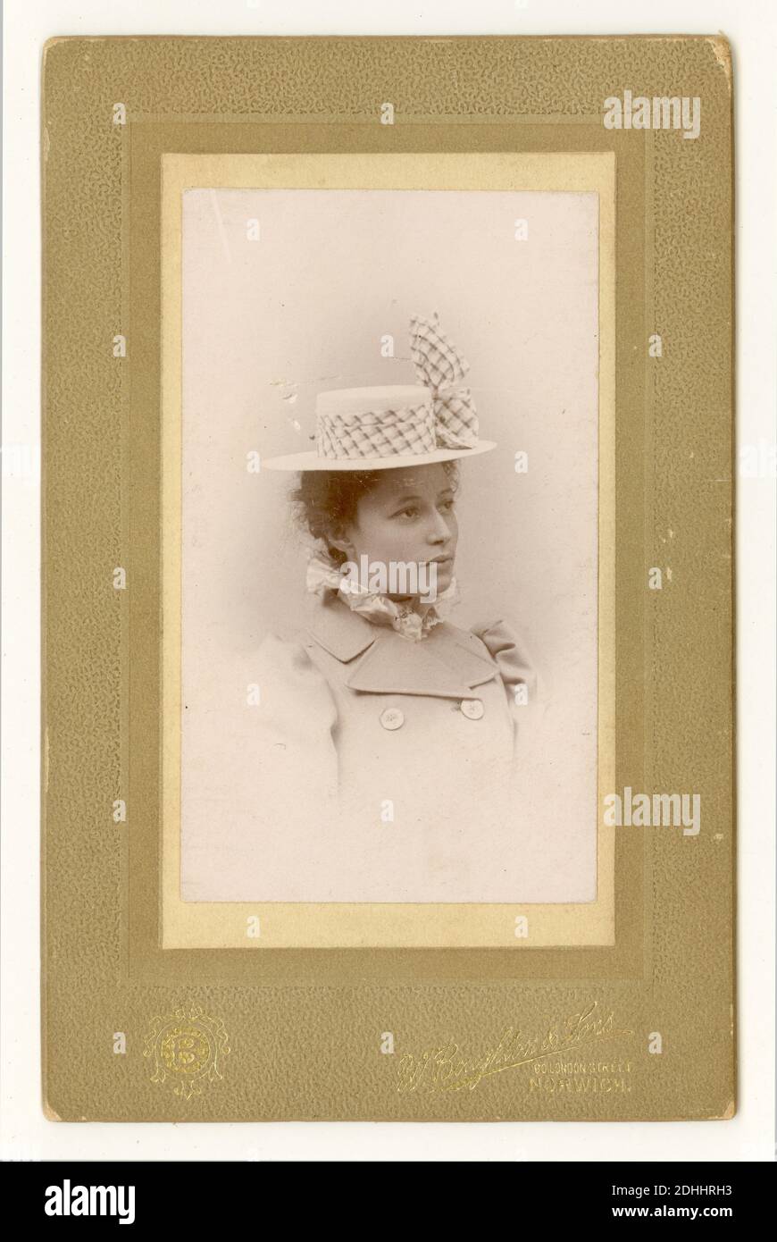 Victorian CDV of young woman called Nellie dated July 1899, by Boughton & Sons, 60 London St. Norwich, U.K. Stock Photo