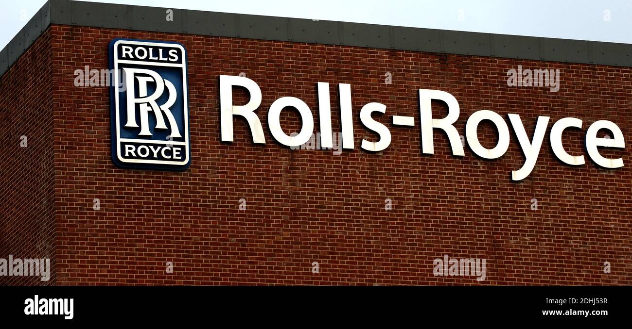 Rolls Royce Font Generator  FREE Download  FontBolt