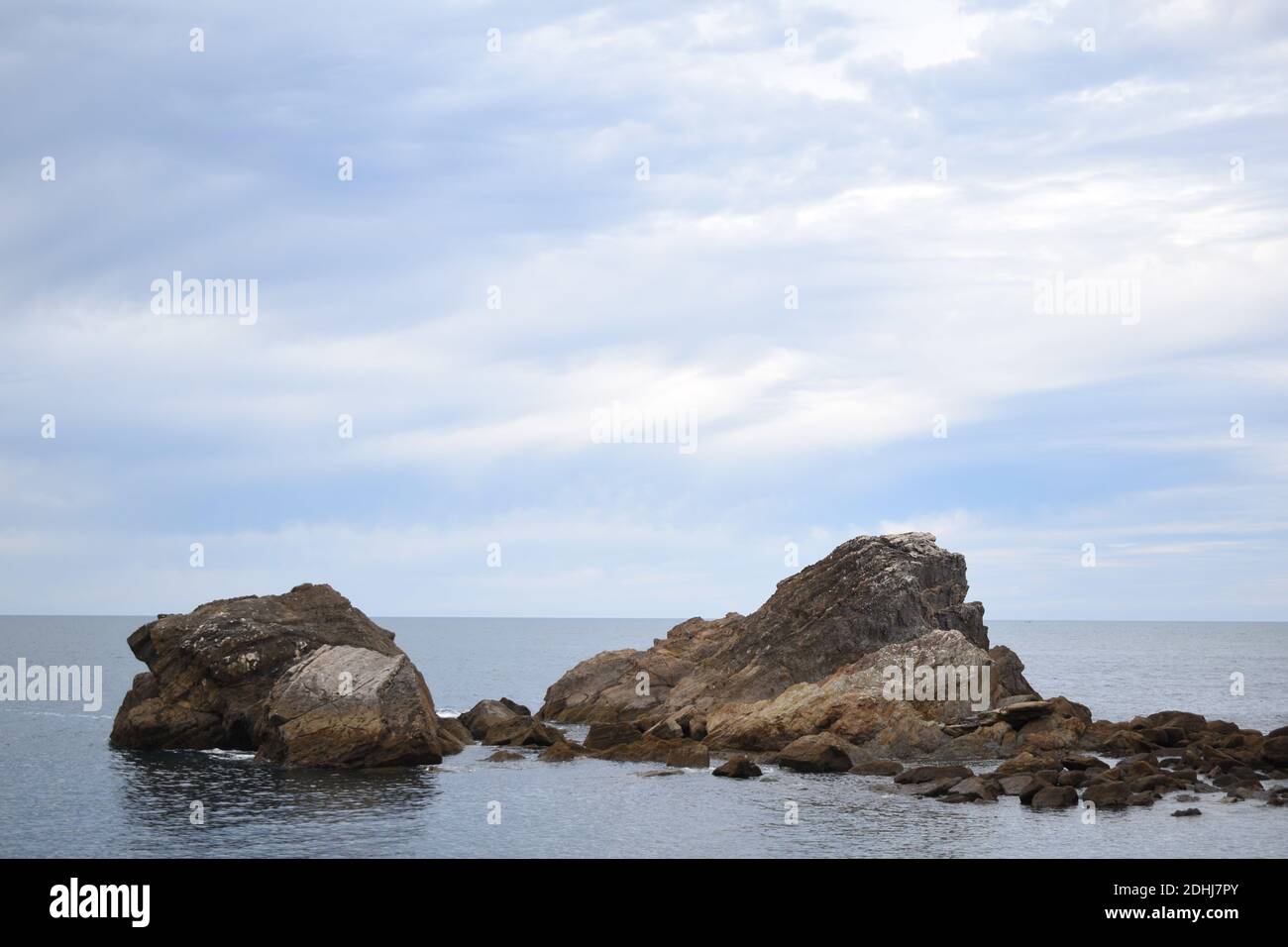 Beautiful shot beach rocks hi-res stock photography and images - Alamy