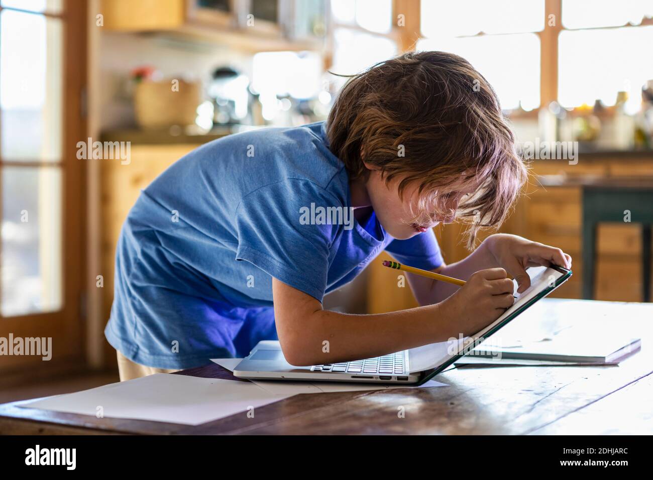 Tracing wheel hi-res stock photography and images - Alamy