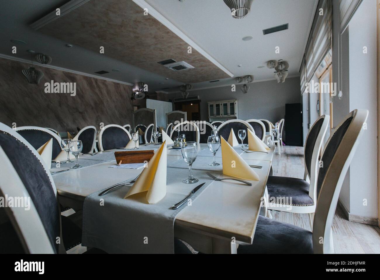 A view dining table in a restaurant Stock Photo - Alamy