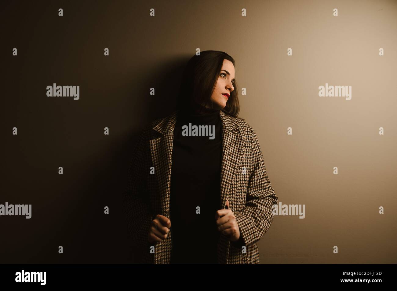 Sad lonely young hi-res stock photography and images - Alamy