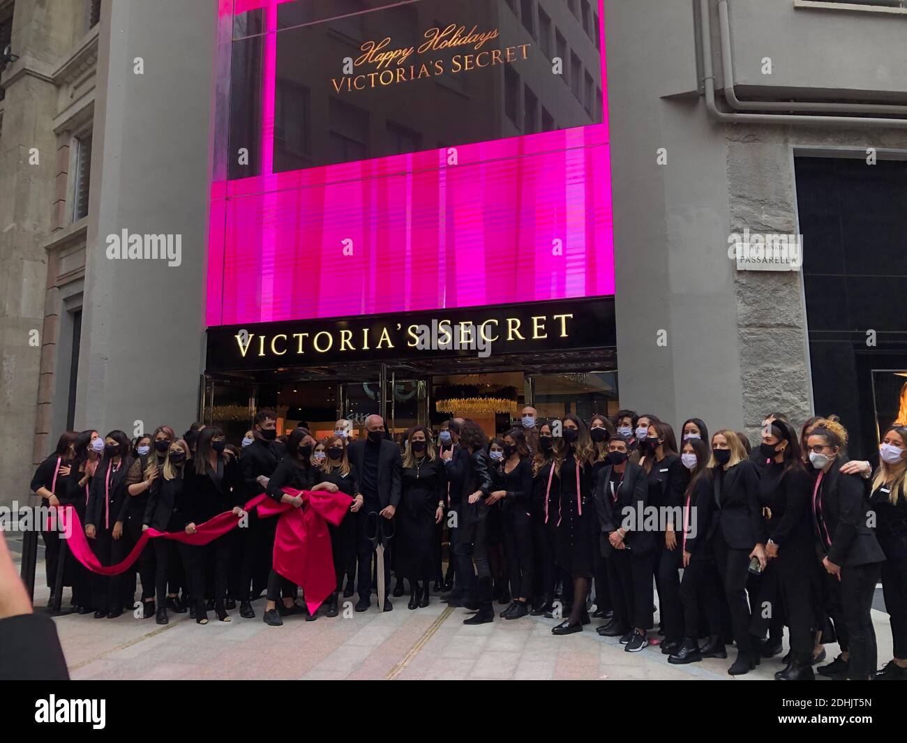 capitolo principale Cuneo victoria secret milan ammaccatura Di meno ladro