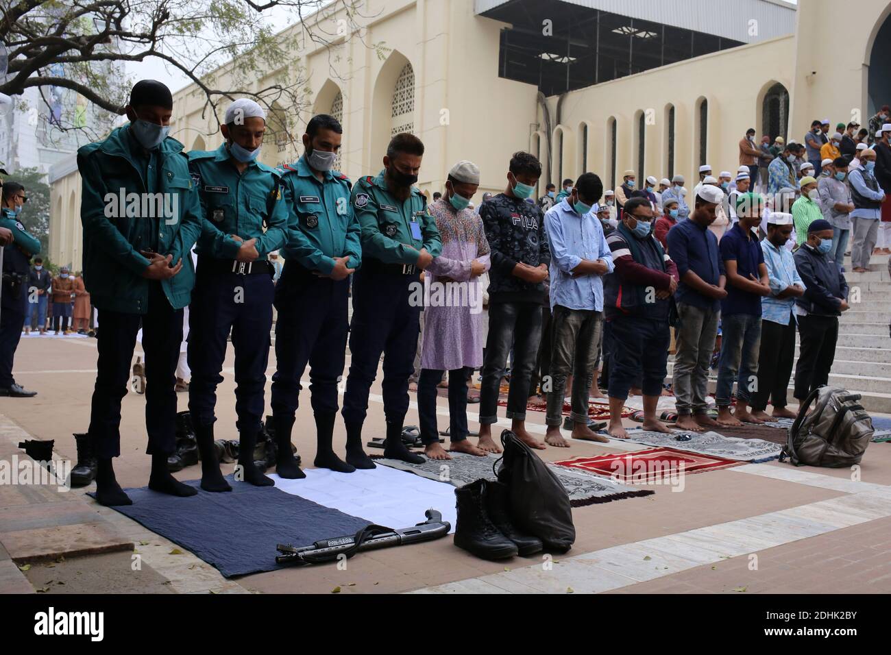 December 11, 2020: People are performing friday prayer during COVID-19 pandemic. Credit: Md. Rakibul Hasan/ZUMA Wire/Alamy Live News Stock Photo