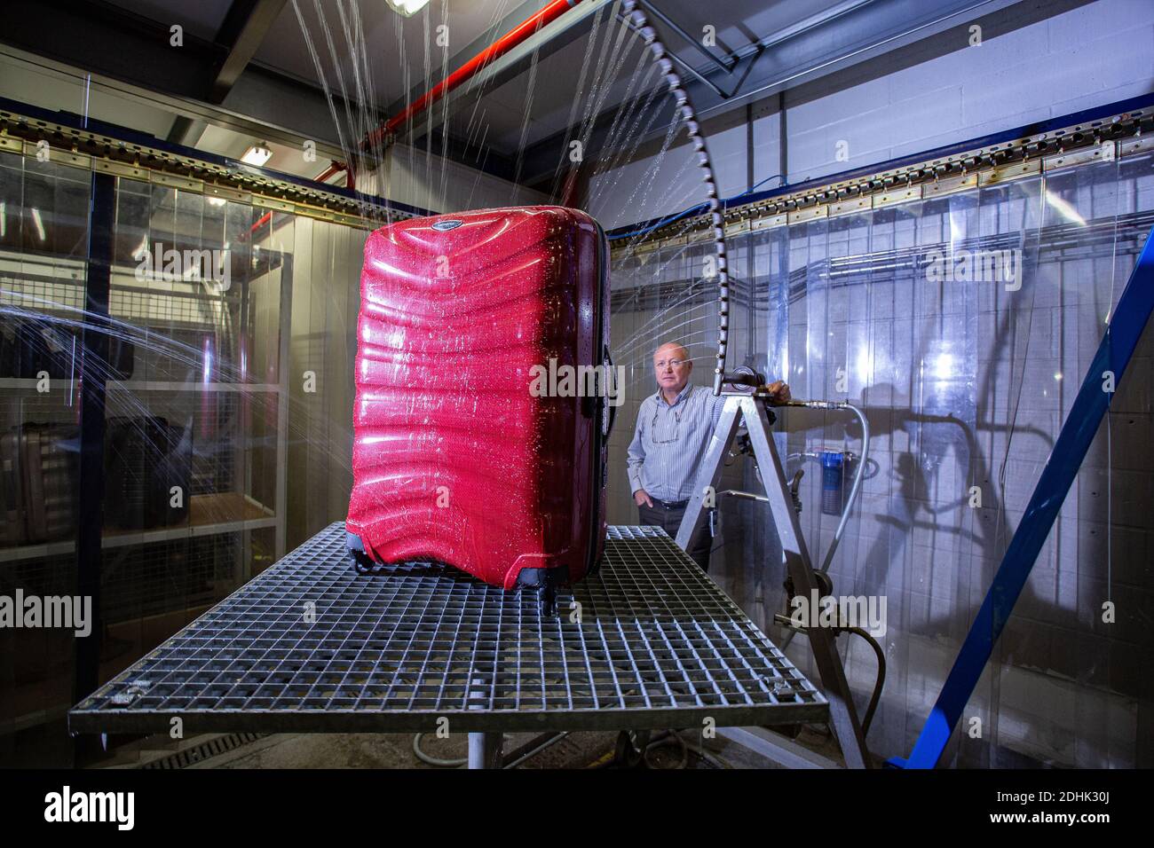 Samsonite luggage passes damage test in quality lab, Belgium. Stock Photo