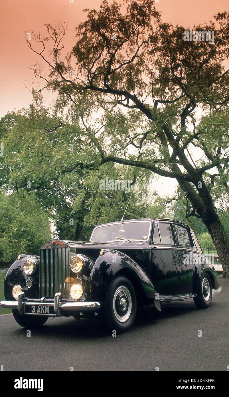 Car of the Month  June 2014  RollsRoyce Silver Dawn