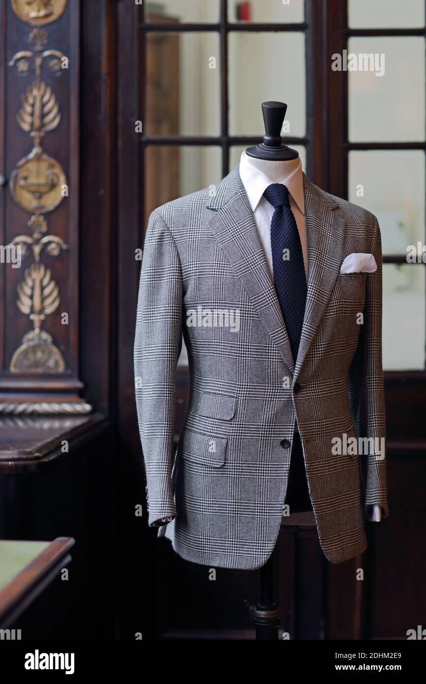 ANDERSON SHEPPARD Bespoke Suit