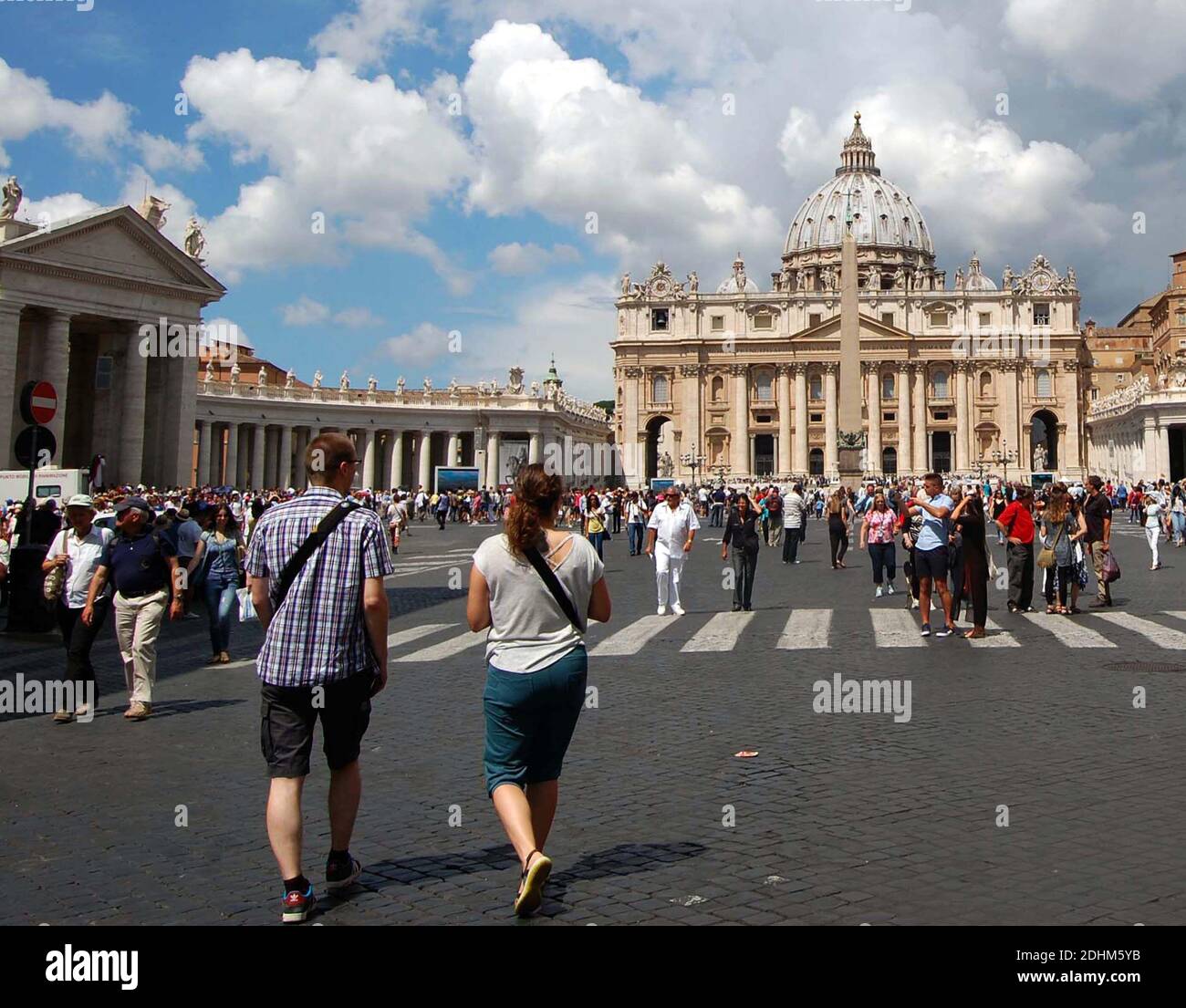 The Egyptian Obelisk and St Peter's Basilica in St Peter's square ...