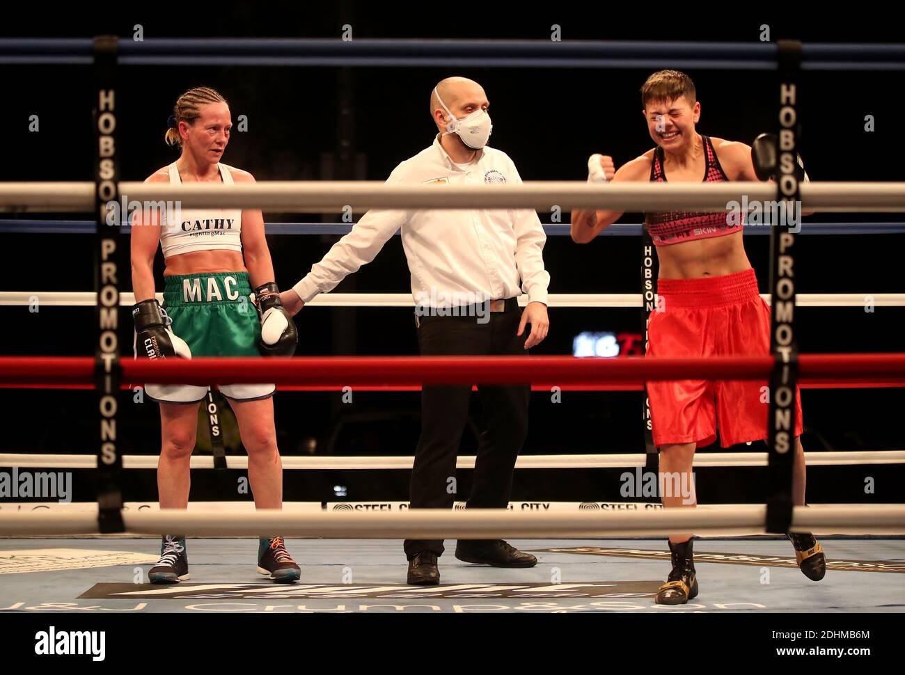 Cathy McAleer (left) appears dejected after defeat against Gabriella Mezei at the FlyDSA Arena, Sheffield. Stock Photo