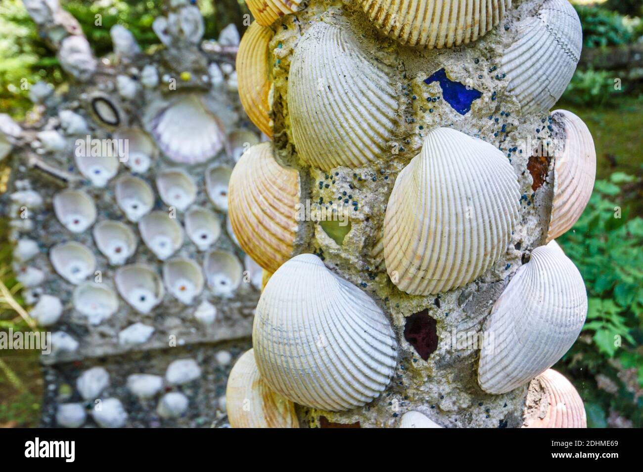 Capiz shells hi-res stock photography and images - Alamy