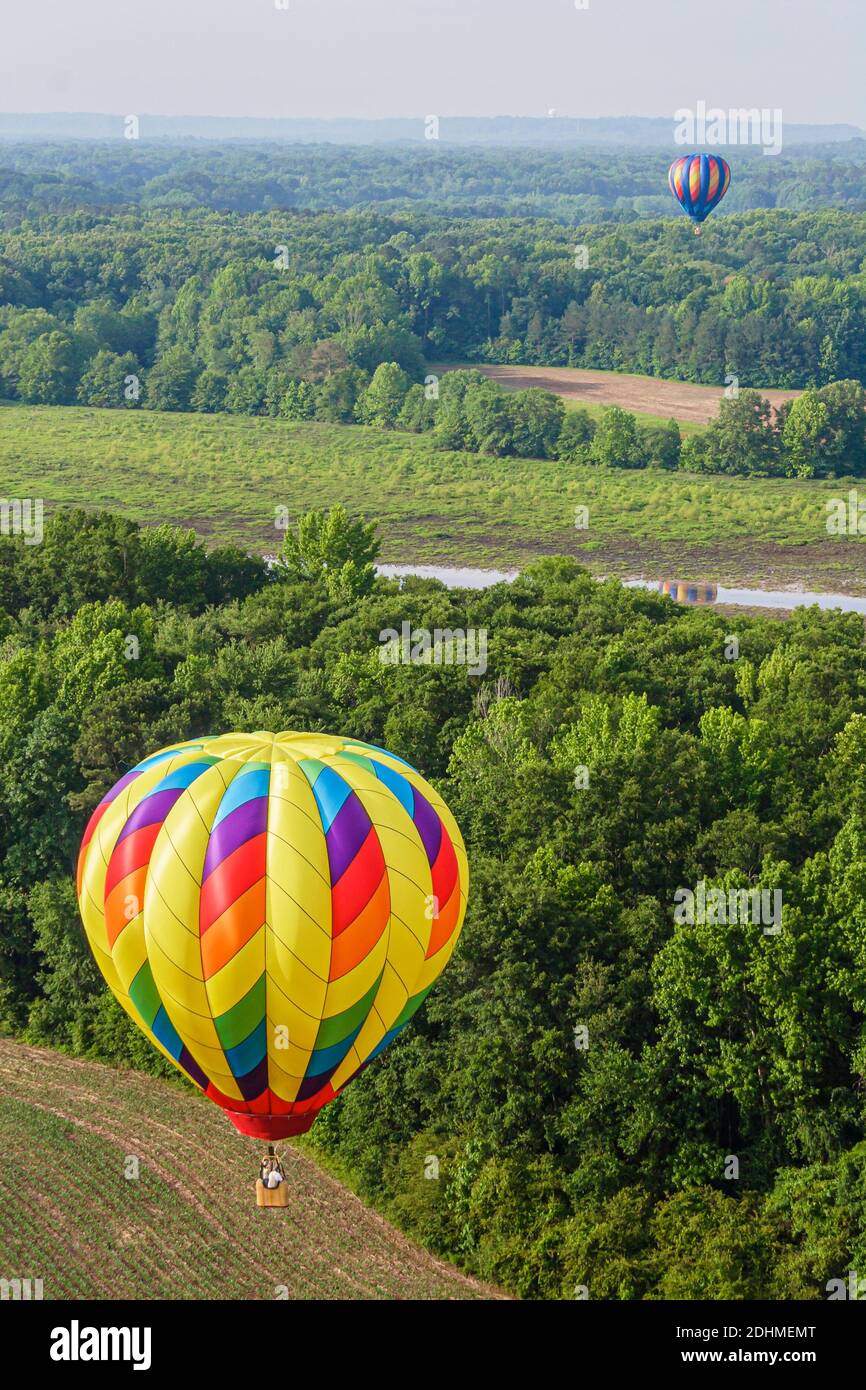 Alabama Decatur Alabama Jubilee Hot Air Balloon Classic,Point Mallard Park  balloons annual view from gondola aerial farm field natural scenery Stock  Photo - Alamy