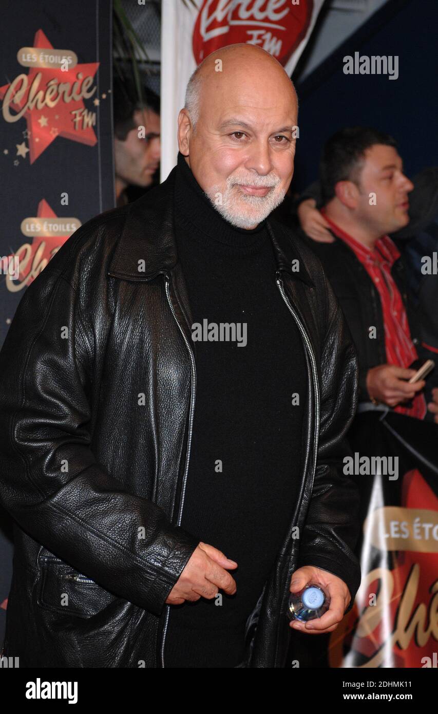 Rene Angelil arrives to the ‘Les Etoiles Cherie FM 2007’ awards