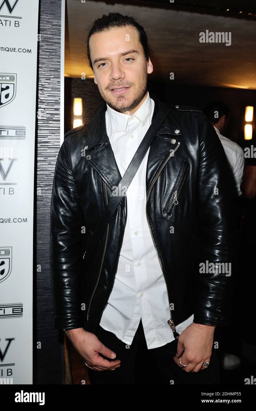 Bridge club paris france hires stock photography and images Alamy