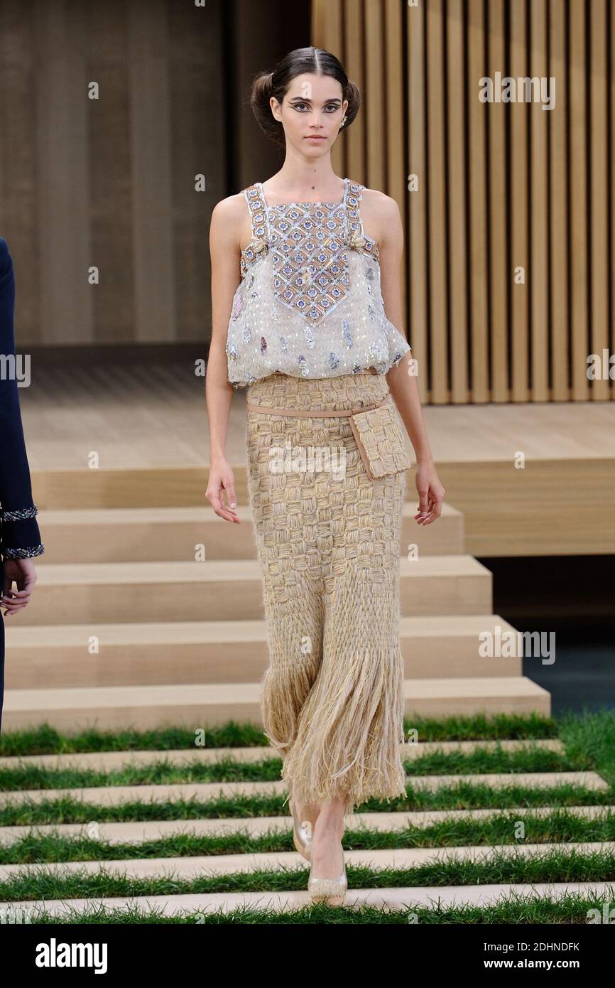 Haute Couture Week: Chanel Spring/Summer 2016 - Chanel Runway