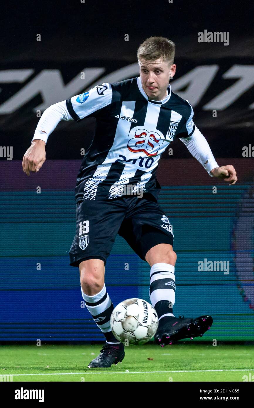 ALMELO, Netherlands. 11th Dec, 2020. football, Dutch eredivisie, season 2020/2021, Heracles player Mats Knoester during the match Heracles - Fortuna Sittard Credit: Pro Shots/Alamy Live News Stock Photo