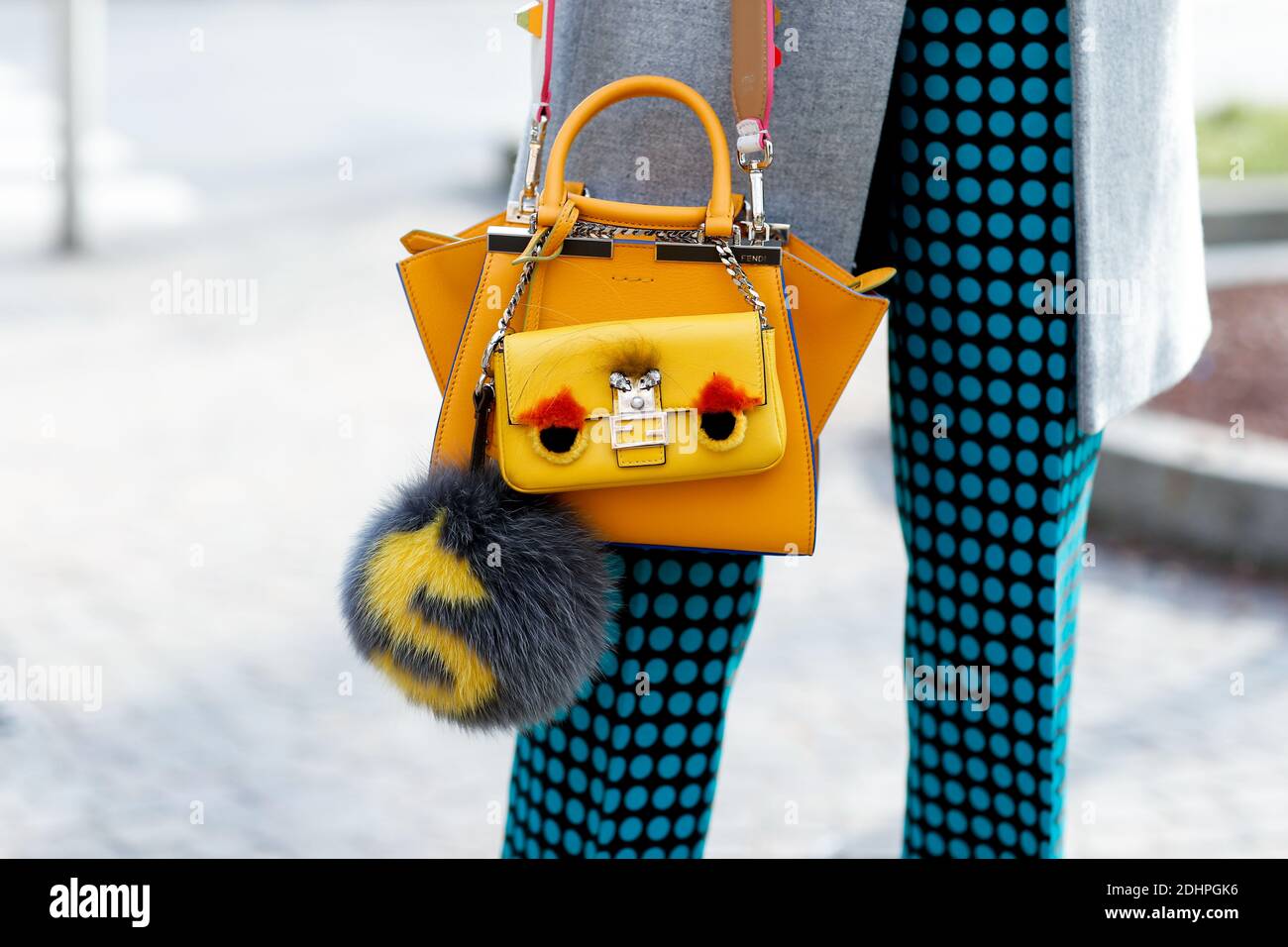 Street Style Samantha Angelo Arriving At Fendi Fall Winter 16 17 Show Held At Via Solari In Milan Italy On February 25th 16 Photo By Marie Paola Bertrand Hillion Abacapress Com Stock Photo Alamy