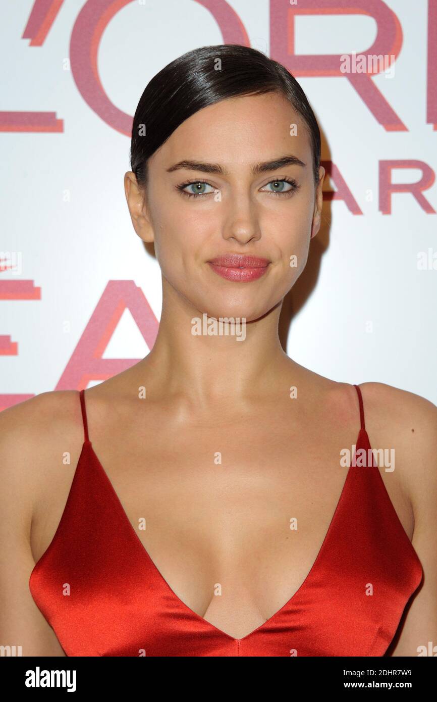 Irina Shayk attending the Red Obsession party to celebrate L'Oreal Paris's  partnership with Paris Fashion Week on March 8, 2016 in Paris, France.  Photo by Alban Wyters/ABACAPRESS.COM Stock Photo - Alamy