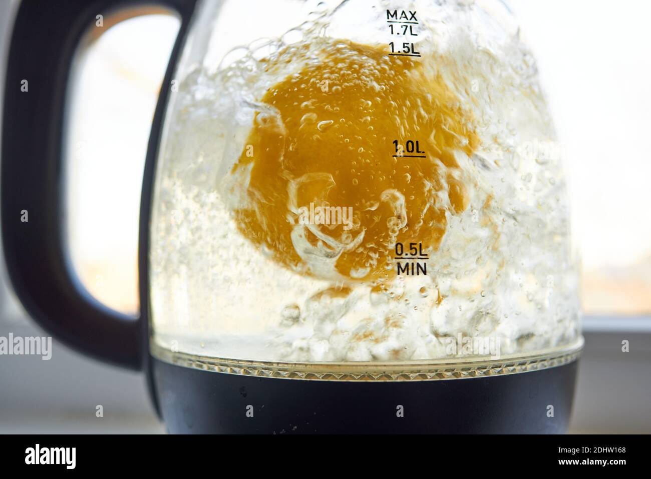 Descaling a kettle hires stock photography and images Alamy
