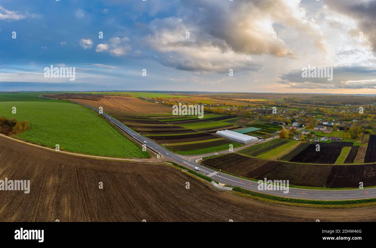 Aerial shot large wheat field hi-res stock photography and images - Alamy