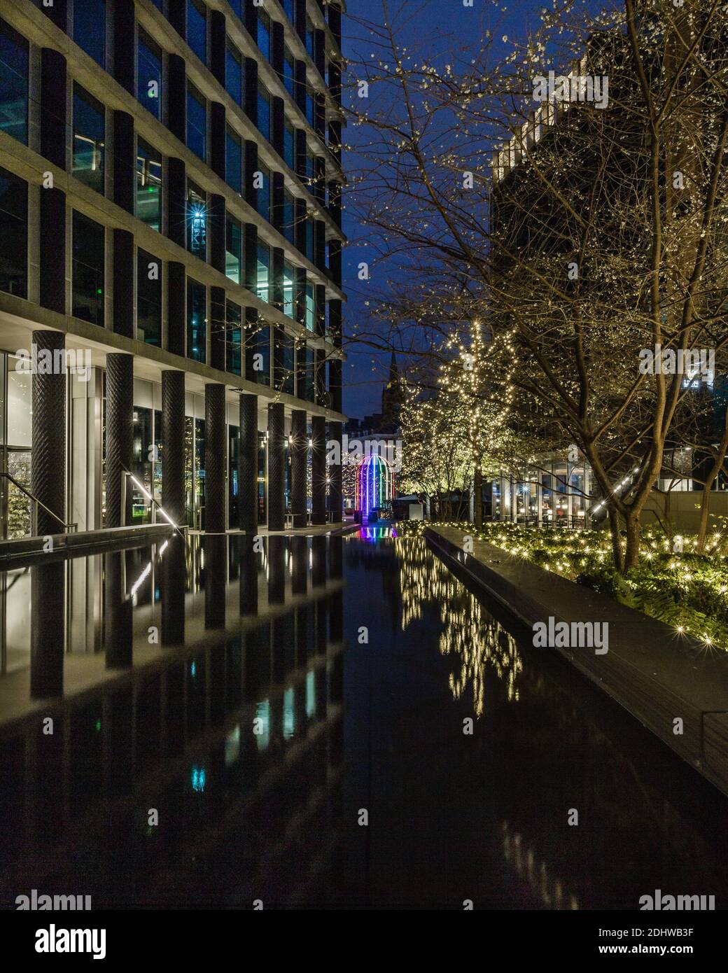 Birdcage kings cross hires stock photography and images Alamy