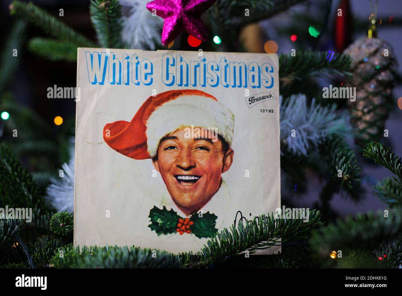 White christmas song hi-res stock photography and images - Alamy
