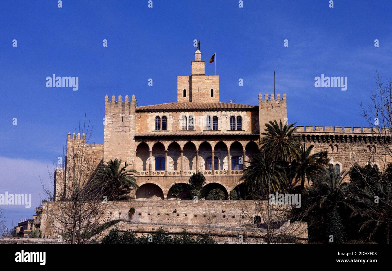 LA ALMUDAINA - ACTUAL SEDE DE LA CAPITANIA GENERAL DE BALEARES - SIGLO XIV. Location: ROYAL PALACE OF LA ALMUDAINA. Palma. MALLORCA. SPAIN. Stock Photo