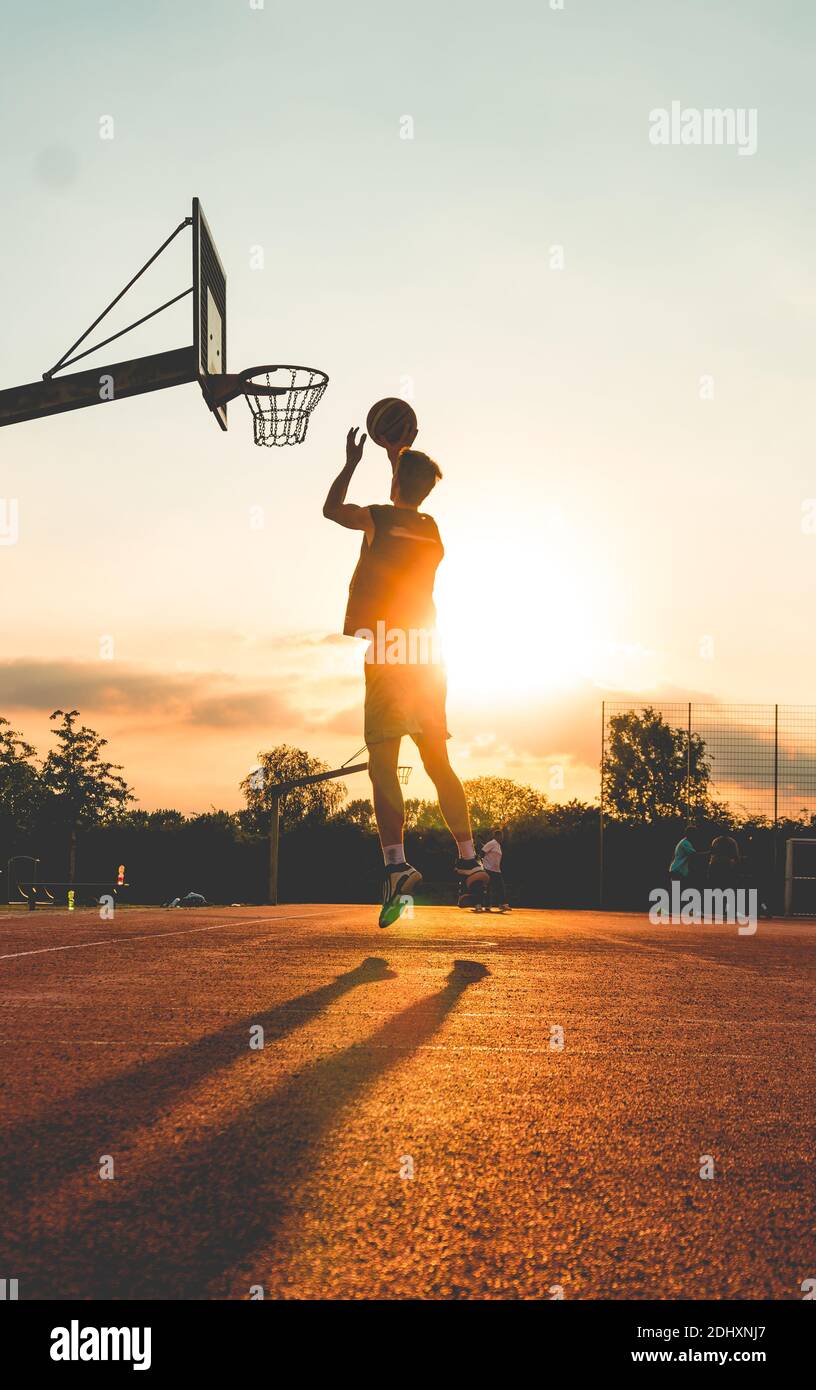 basketball player one on one Stock Photo
