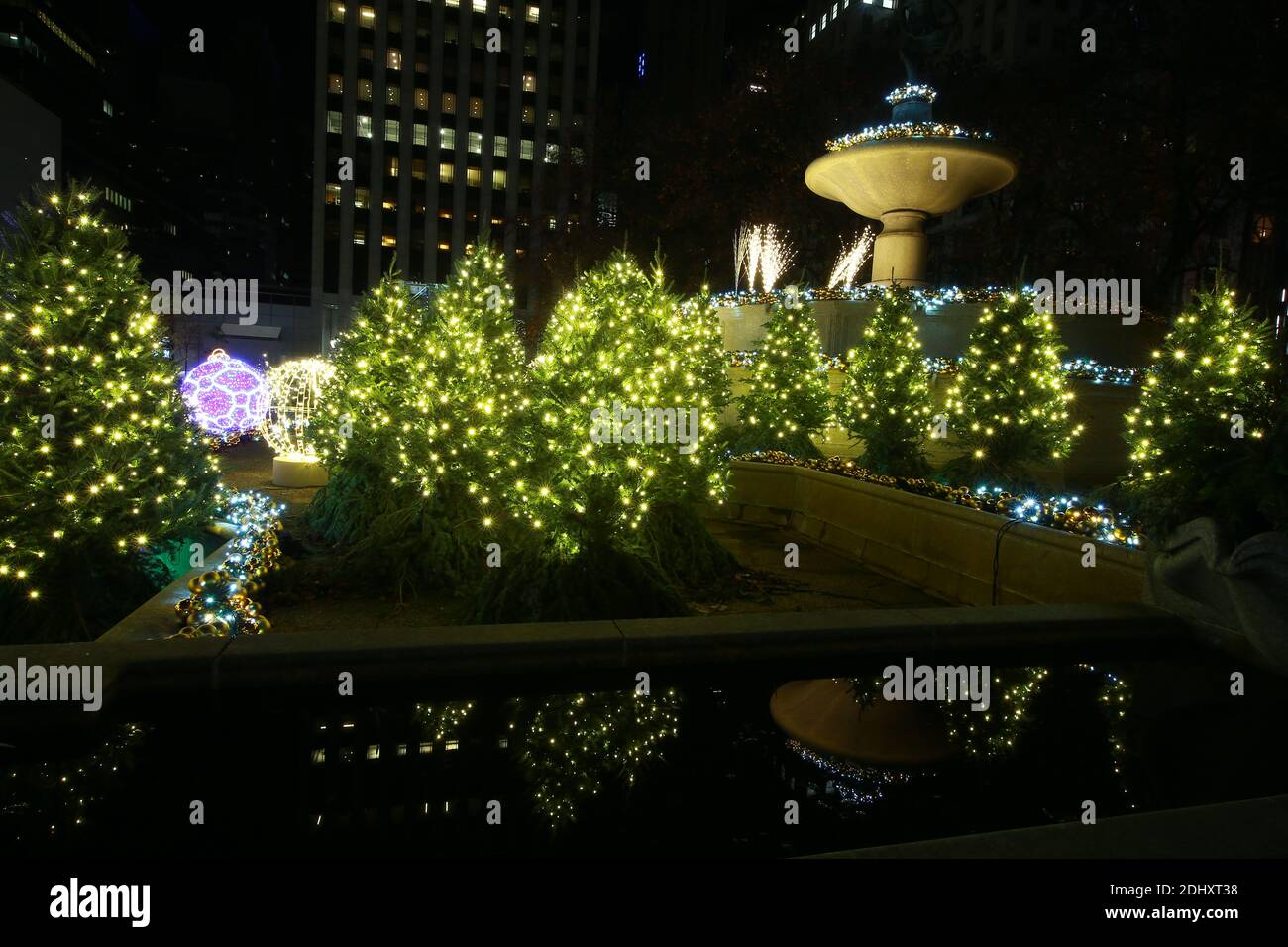 The Plaza Hotel New York Christmas High Resolution Stock Photography And Images Alamy